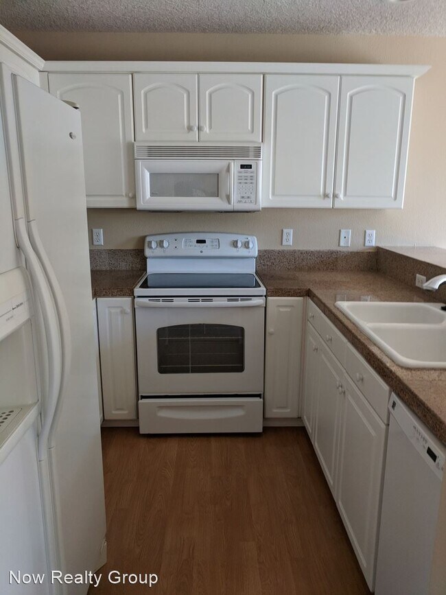 Foto del edificio - 3 br, 3 bath House - 685 SE 71st Ave