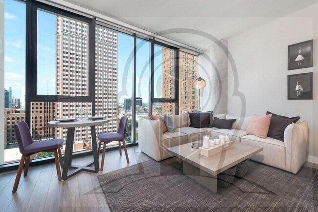 Building Photo - 0 bedroom in CHICAGO IL 60610