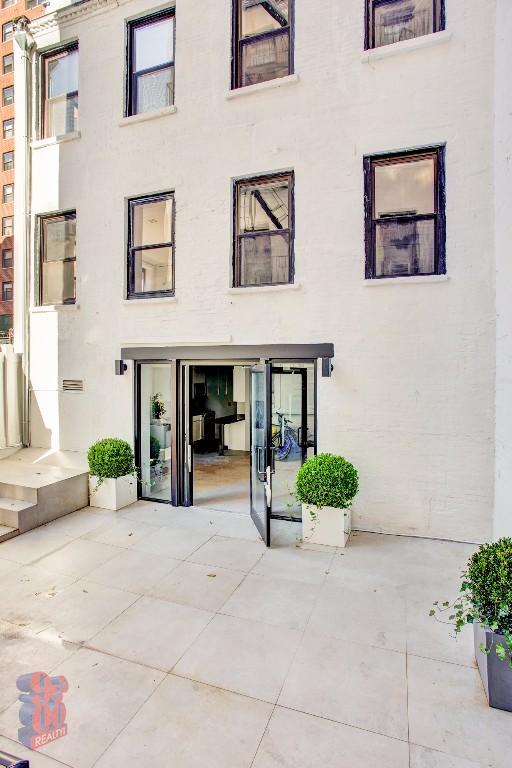 Foto del edificio - 213 E 26th St