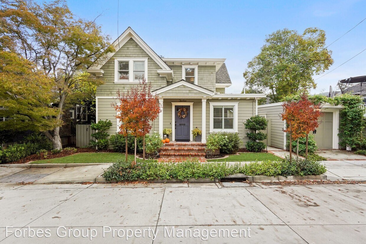 Primary Photo - 4 br, 3 bath House - 12 Bayview Avenue