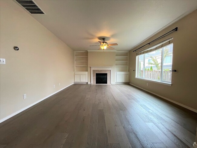 Photo - 16873 NW Oak Creek Dr House