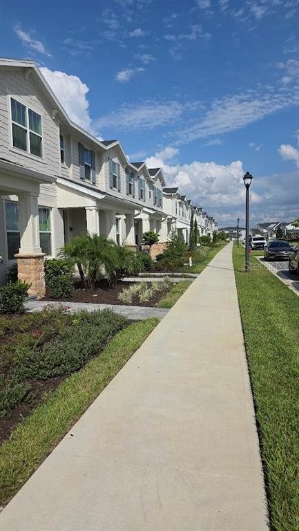 Foto del edificio - 1665 Pinecliff Dr