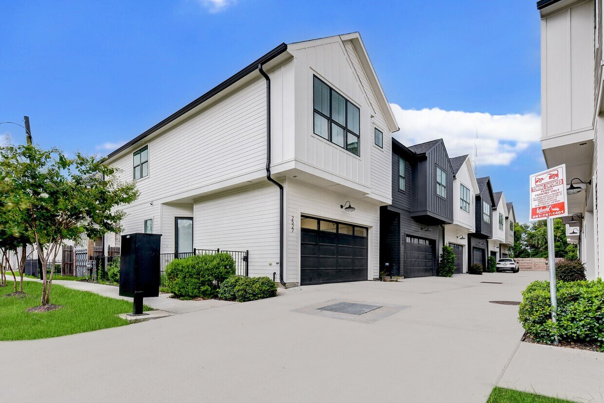 Foto principal - 2611 Judiway St