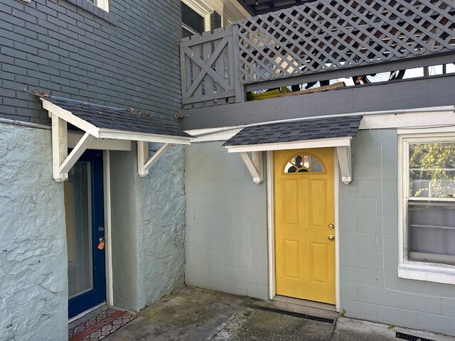 Foto del edificio - 1305 Stratford Ave