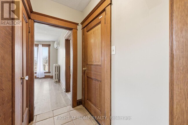 Photo du bâtiment - 65 Fairholt Rd S