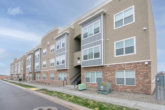 Building Photo - OPEN HOUSE – September 20 | 1-Bedroom Cond...