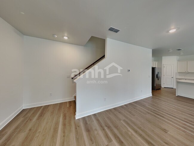 Foto del edificio - 945 Carnelian Ln