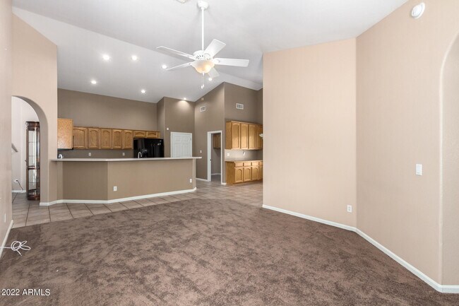 Building Photo - 13266 Palm Ln