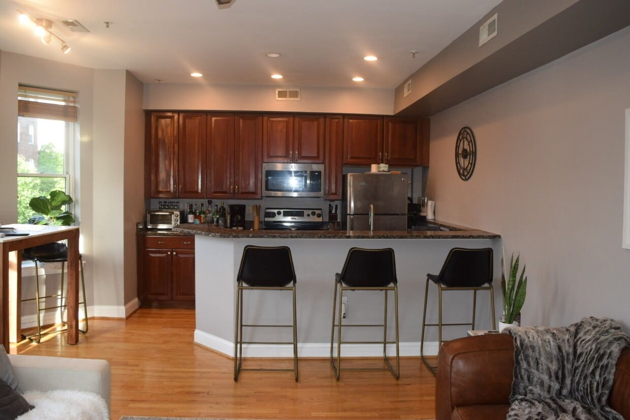Foto principal - Spacious 2br/2ba + garage parking (U Stree...