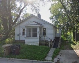 Building Photo - 131 N Fair Oaks Ave