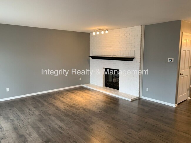 Foto del edificio - 7565 S Cove Cir