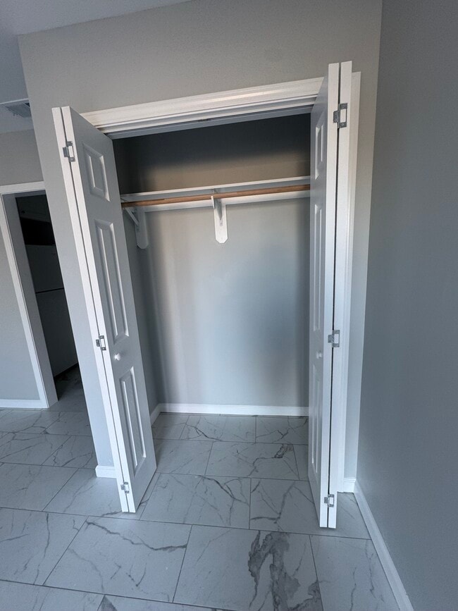 Building Photo - 677 S Jefferson Ave