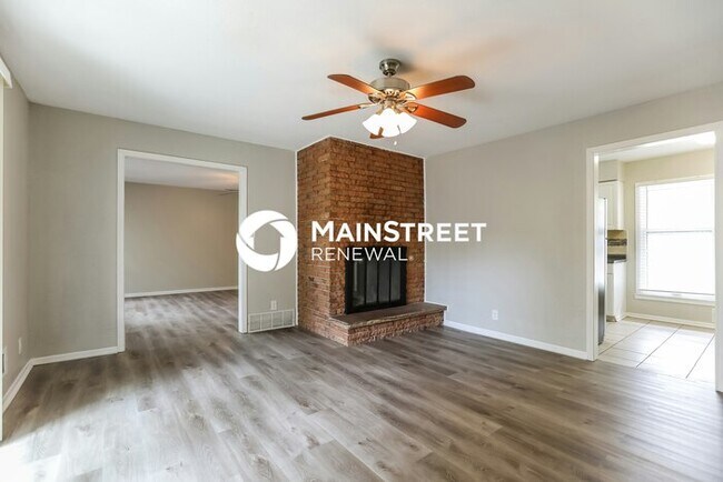 Building Photo - 3 Bedroom Pet-Friendly Home in Kansas City...