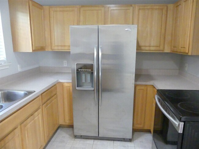Foto del edificio - 716 Willard St