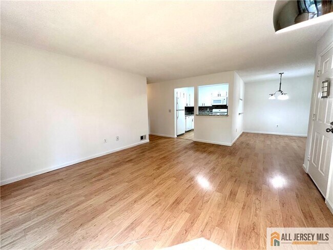 Foto del edificio - 437 Danbury Ln