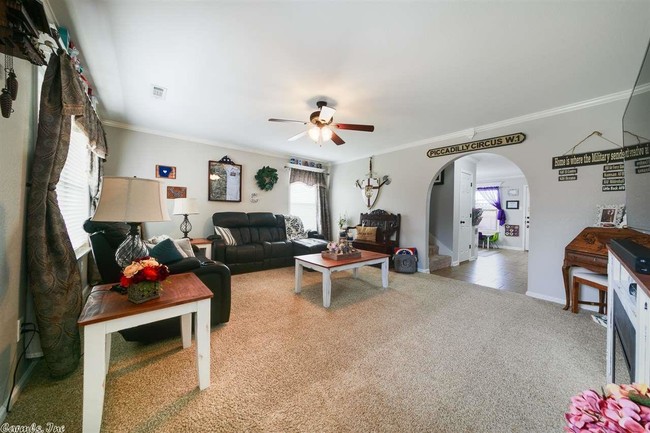 Building Photo - 58 Earnhardt Cir