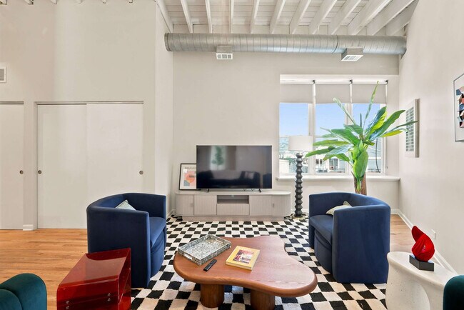 Foto del edificio - 1550 N Damen Ave