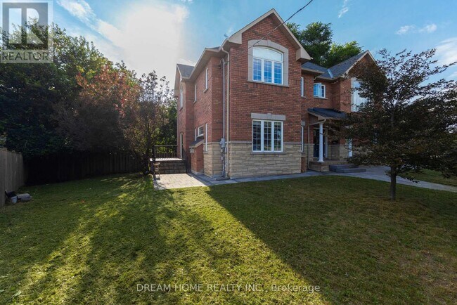Photo du bâtiment - 4083 Ellesmere Rd
