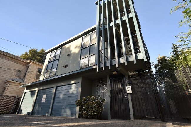 Foto del edificio - 528 31st St