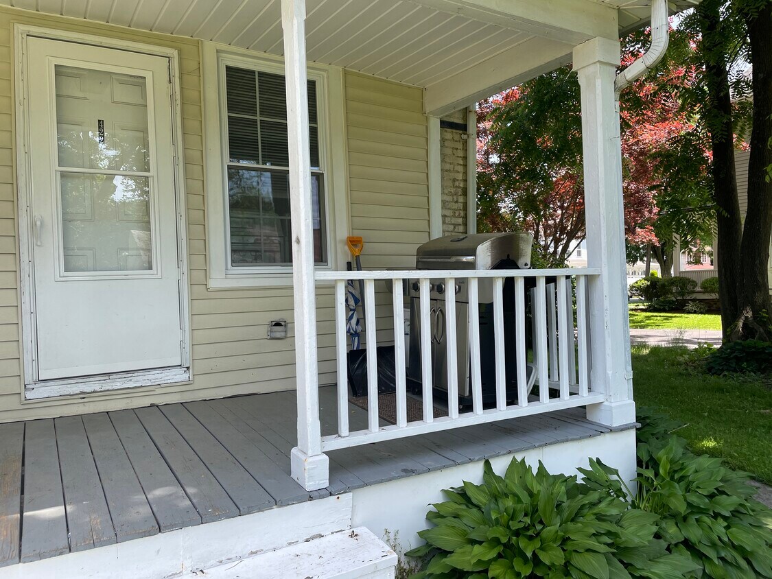 422 Washington St, Hackettstown, NJ 07840 House Rental in