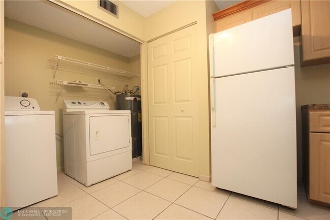 Foto del edificio - 17 Willowbrook Ln