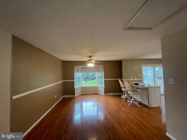 Foto del edificio - 6555 Abraham Ct