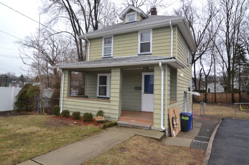 Foto principal - 623 Ridgewood Ave