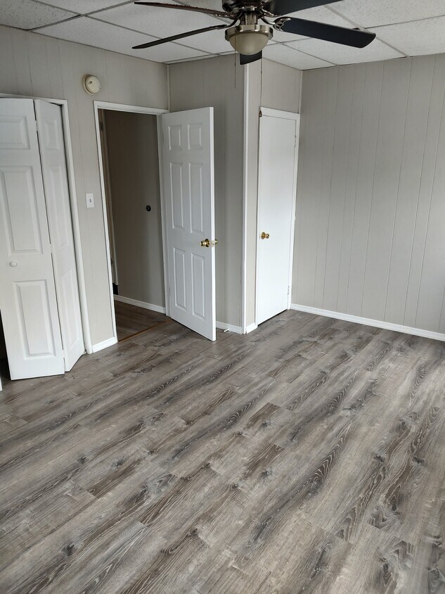 120 Cedar St Unit Apt B, Millville, NJ 08332 Apartments in Millville