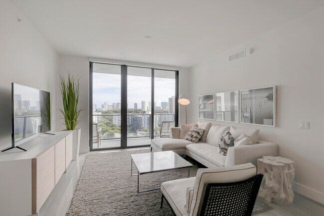 Foto del edificio - 2960 NE 207th St