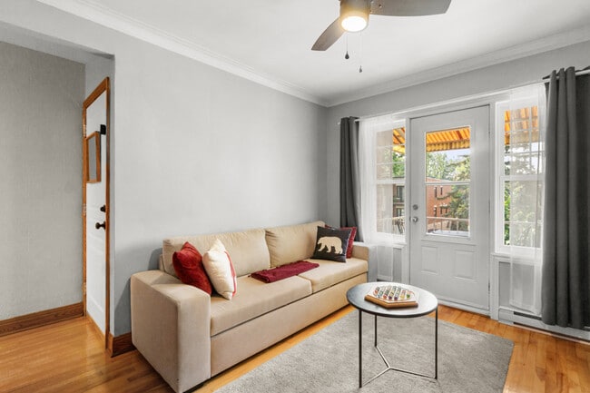 Building Photo - 6419-610e 10e Avenue