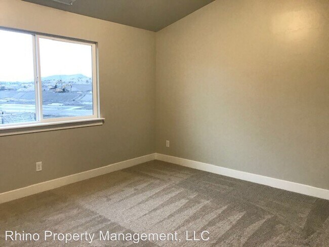 Building Photo - 4 br, 2.5 bath House - 249 N Eagle Wood Drive