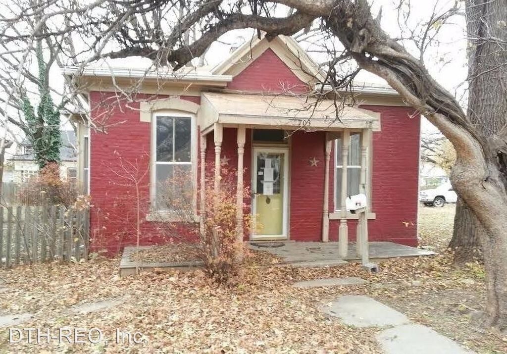 Primary Photo - 2 br, 1 bath House - 703 Rural