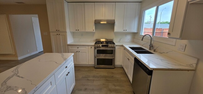 Building Photo - 23300 Welby Way