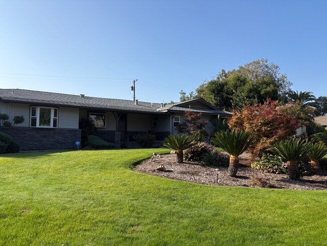 Foto del edificio - 141 W Twain Ave