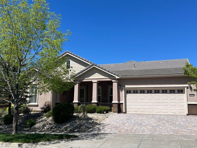 Building Photo - Del Webb Sierra Canyon Home Available