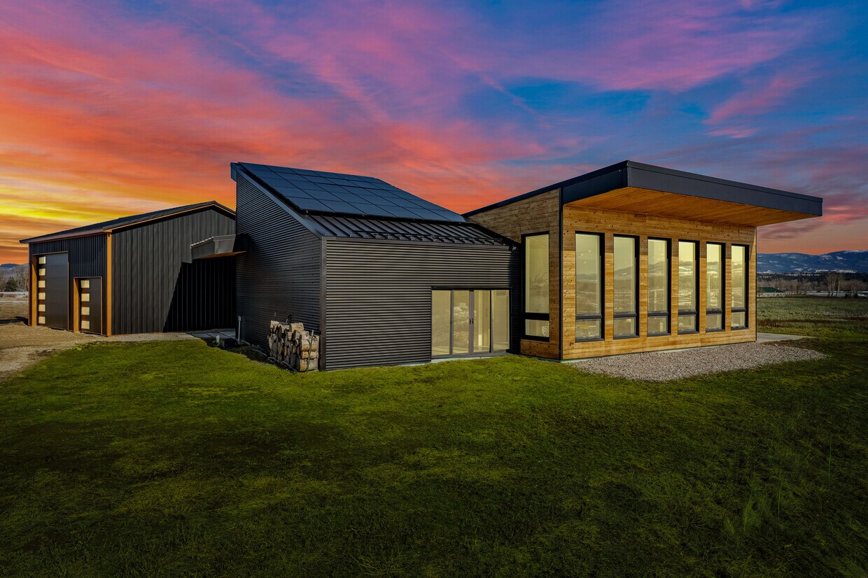 Foto principal - 5052 Hoblitt Ln N