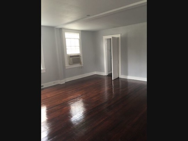 Building Photo - 3418 Bauvais St