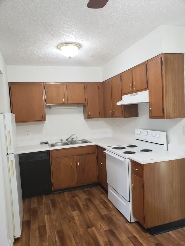 4121 Bethania Station Rd, WinstonSalem, NC 27106 Room for Rent in WinstonSalem, NC