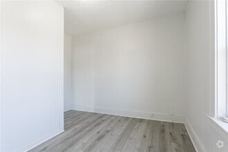 Building Photo - 85 Mapledale St