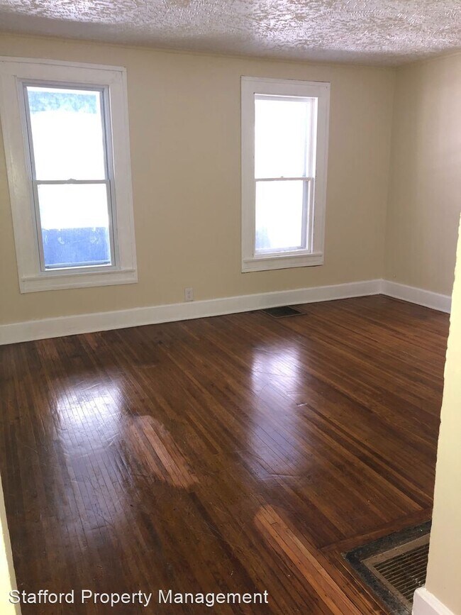 Foto del edificio - 3 br, 1 bath House - 90 Cottage St