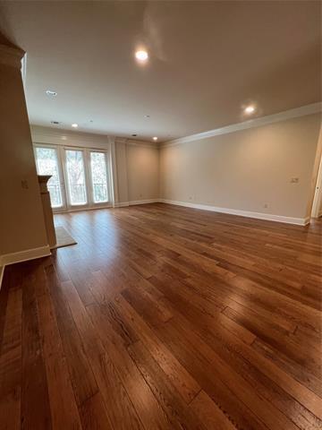 Building Photo - 6405 Bandera Ave