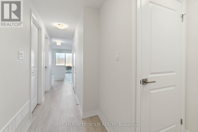 Building Photo - 15 Stauffer Woods Trl