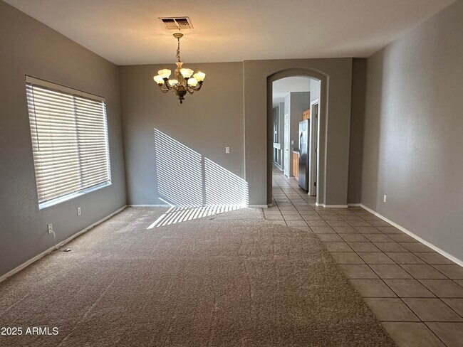 Foto del edificio - 14244 W Weldon Ave