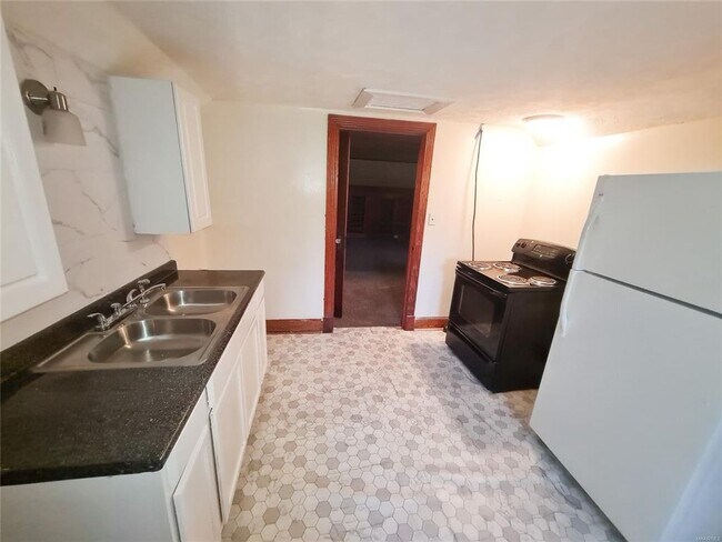 Foto del edificio - 2305 Yancey Ave