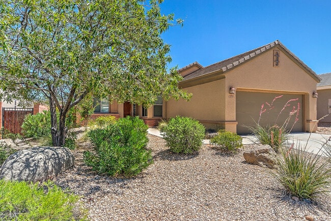 Building Photo - Beautiful Coral Canyon Home with Modern Up...