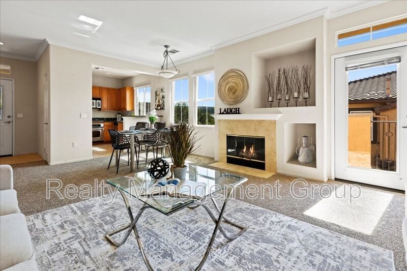 Primary Photo - 12665 Creekview Dr