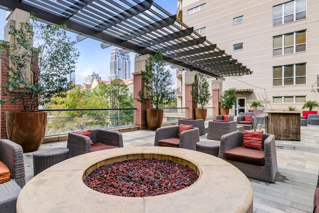 Foto del edificio - Hollings Post Oak