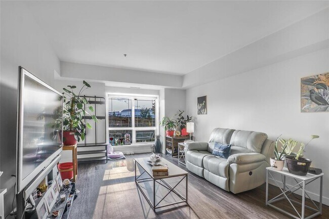 Photo du bâtiment - 10 Hill Grove Point