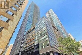 Building Photo - 101 Charles St E