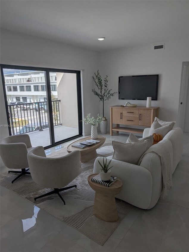Foto principal - 14585 SW 262nd St